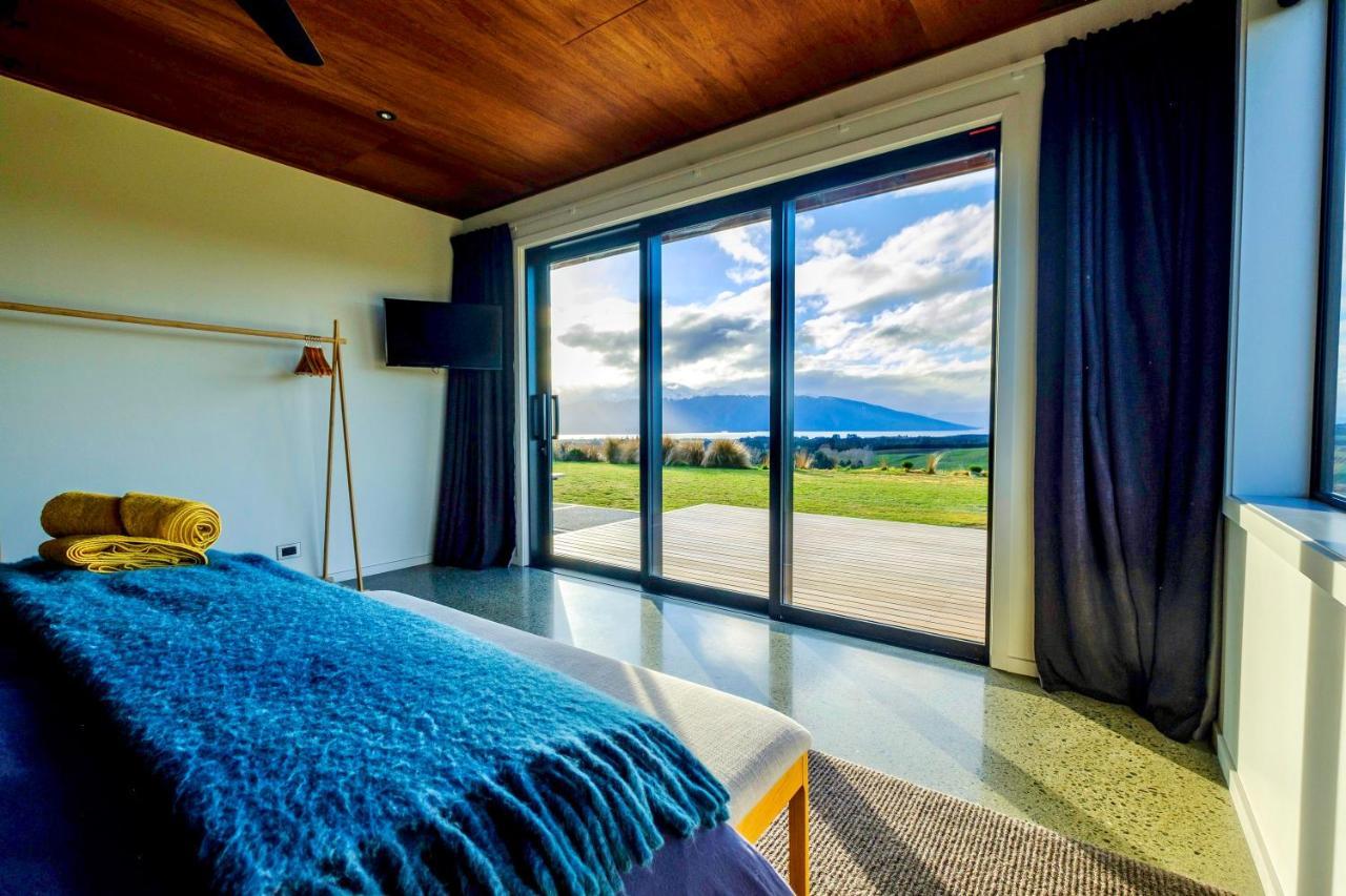 Fiordland Eco-Retreat -- Panoramic Views -- Hot Tub Villa Te Anau Exterior photo