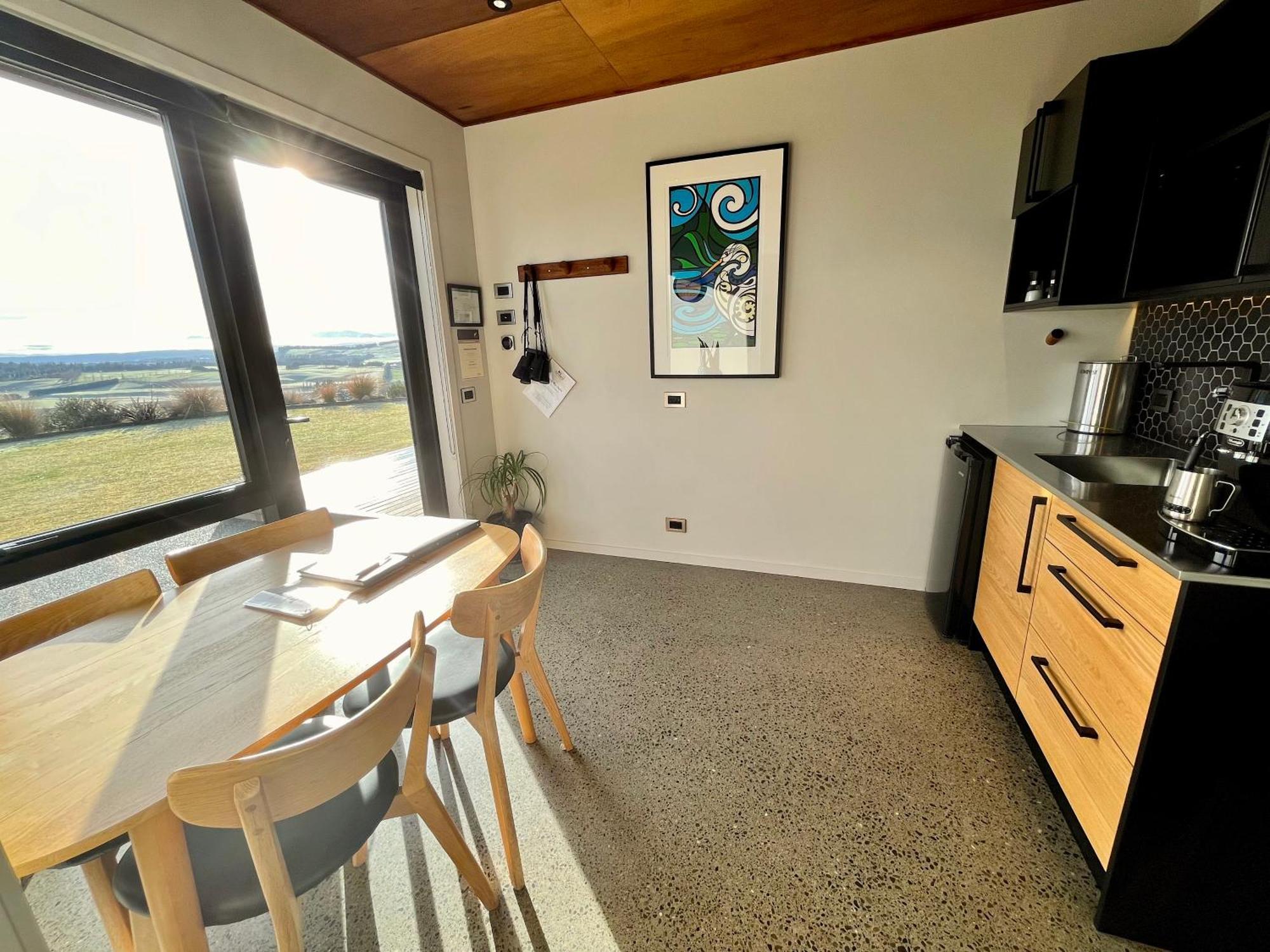 Fiordland Eco-Retreat -- Panoramic Views -- Hot Tub Villa Te Anau Exterior photo